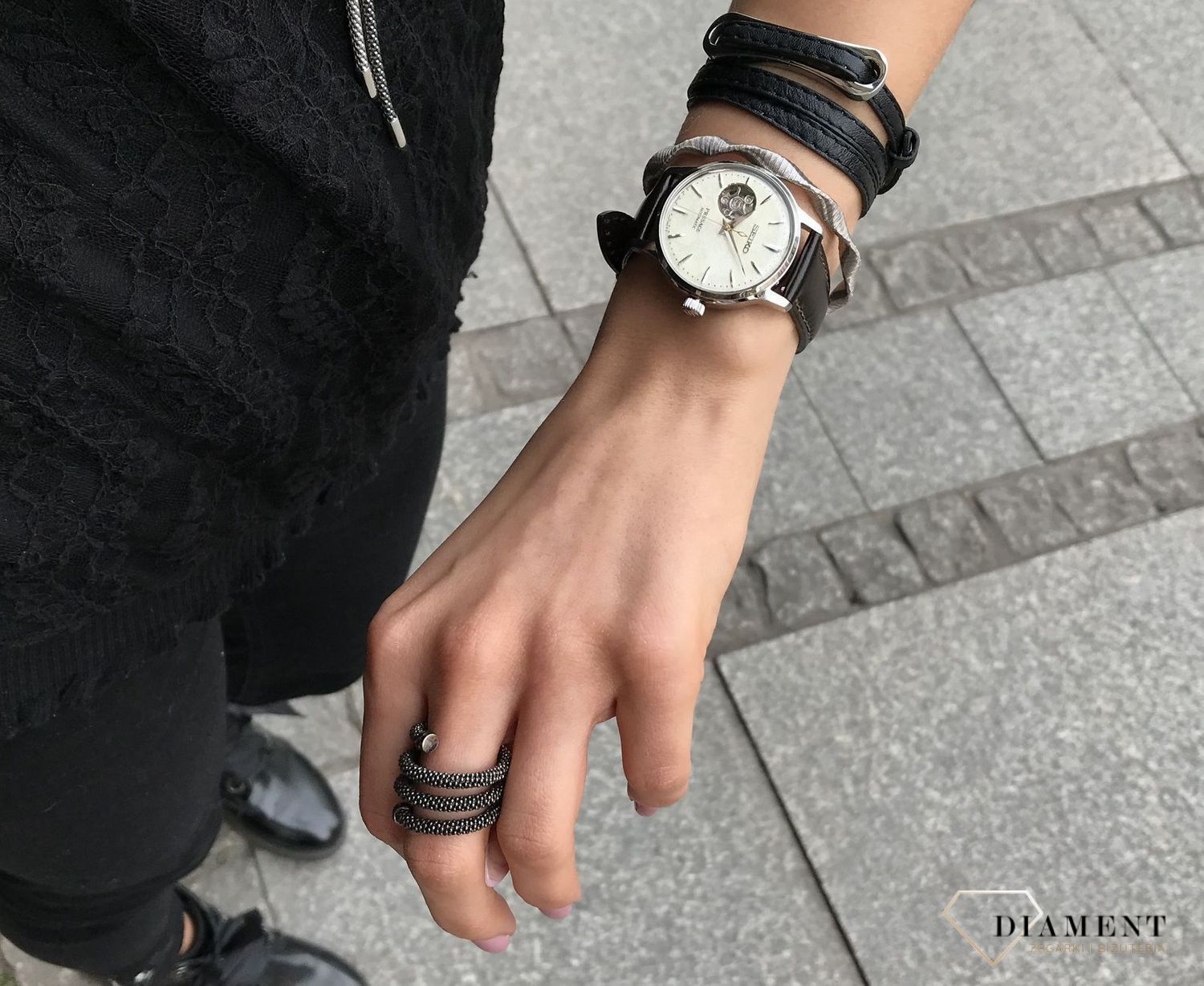 Pierścionek srebrny damski   ✓Modne Pierścionki✓ Srebrne pierścionki w sklepie zegarki-diament.pl✓ Autoryzowany sklep✓ Kurier Gratis 24h✓ Gwarancja najniższej ceny (2).jpg